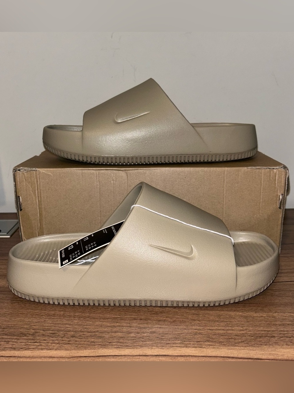 Nike Calm Slides Mens Size 11 Khaki Brown Comfortable Outdoor Sandals FD4116-201